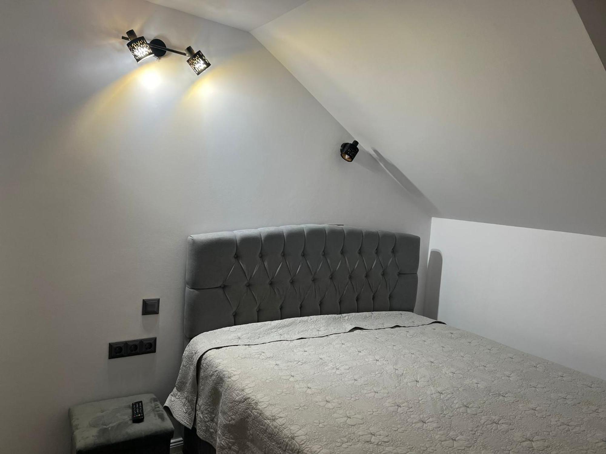 Apartament Mansarda Venus Ramnicu Valcea Exterior photo